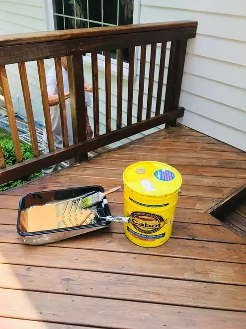 Deck refinishing and staining in Falls Church, VA