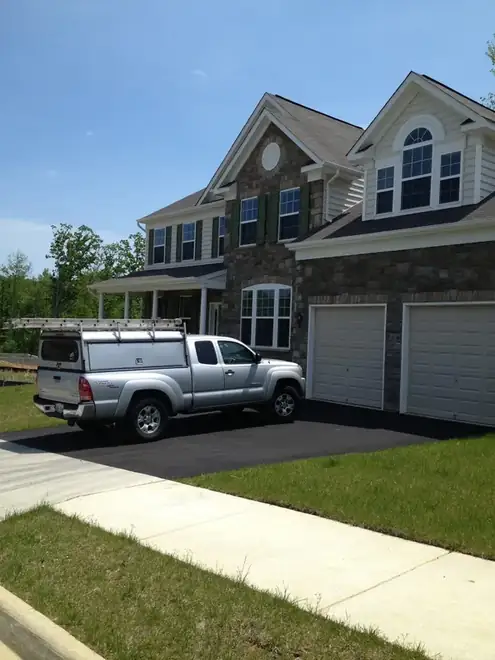 Pintura de casa hecha por Fred General Painting en Arlington, VA