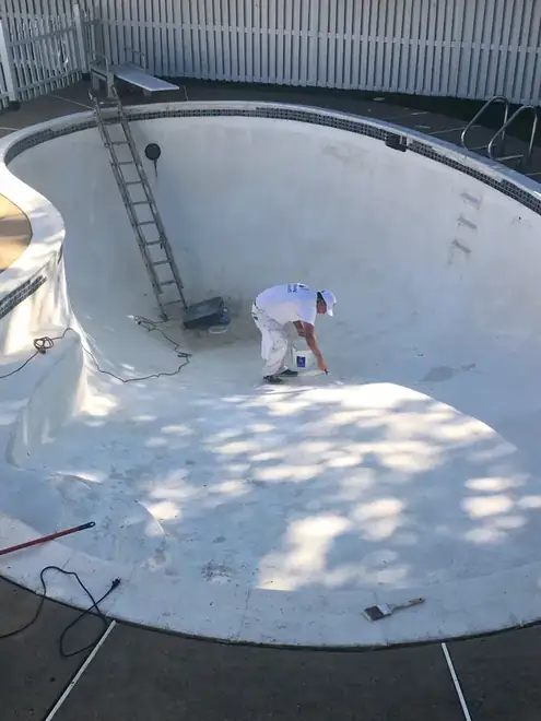Pintura y resanado de piscina en Oakton, VA